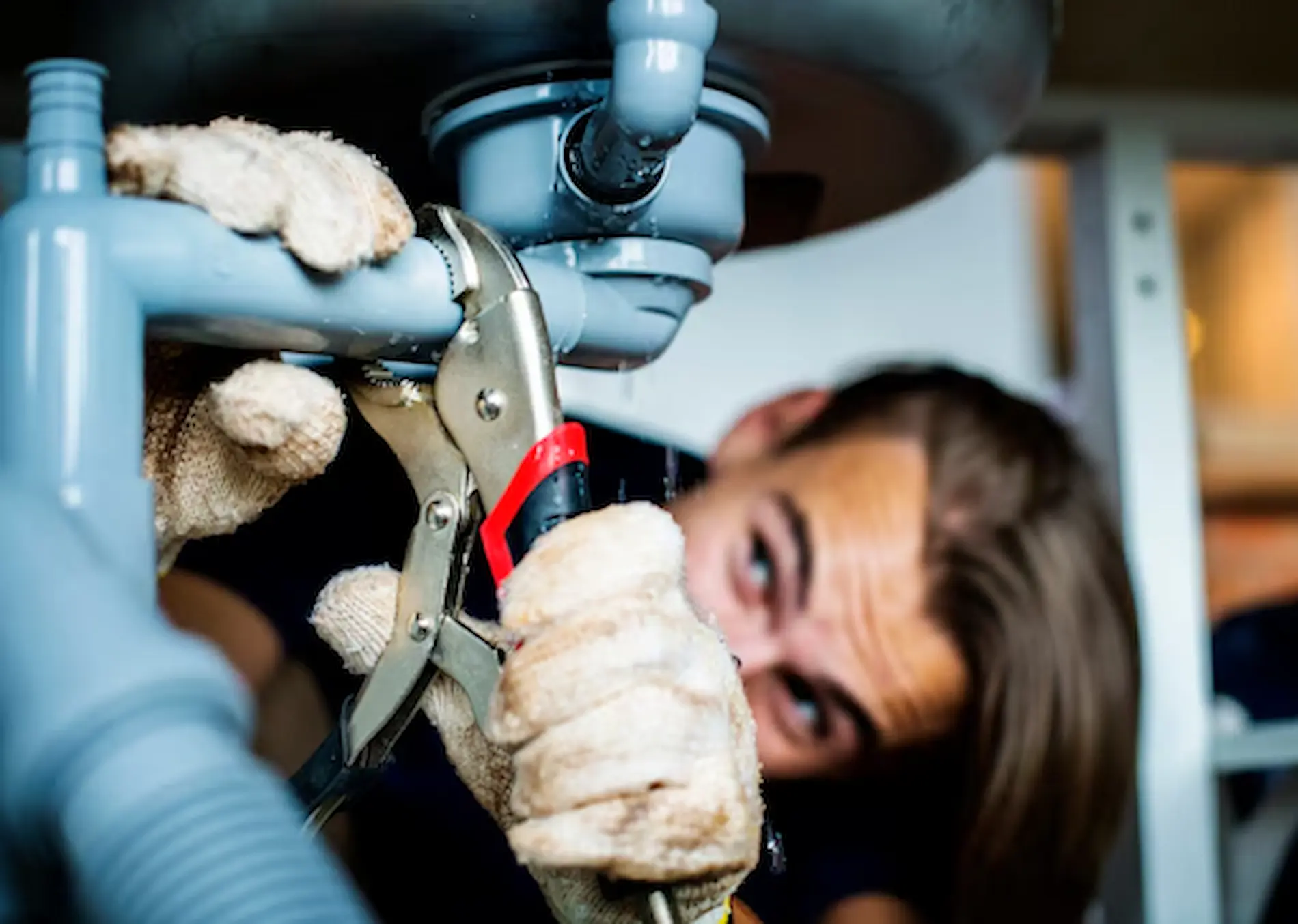 How Hard Water Affects Plumbing in Des Moines | Lazer Home Services